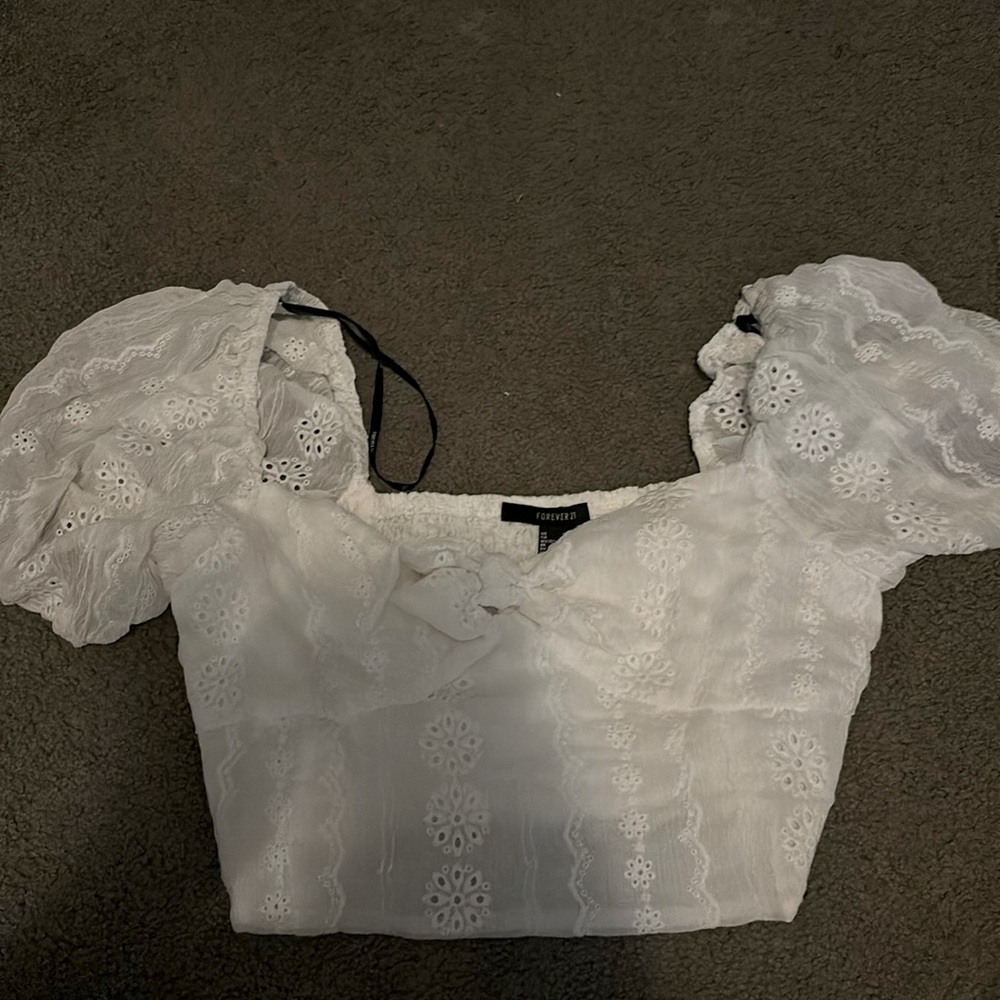 White floral crop top